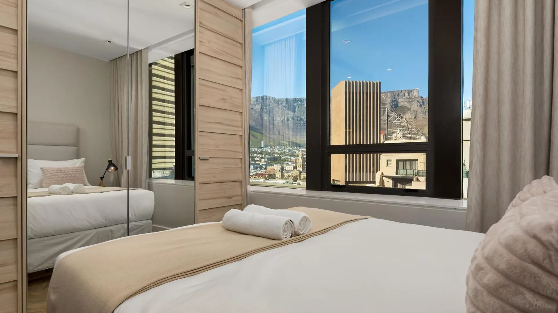 Foreshore Place Luxury Apartment Cape Town